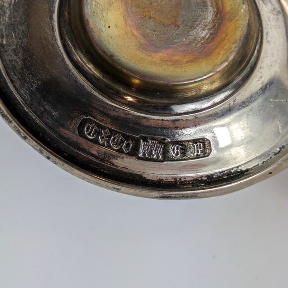 Corbell & Co Silverplated Repousse Cup Mug Signed English Maker Mark Castle - Picture 7 of 14